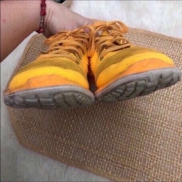 Nike FS Lite Running Shoes Yellow - Picture 8 of 15